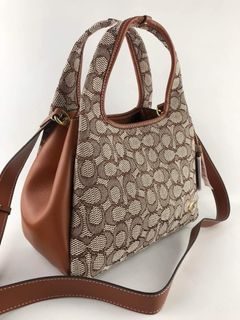 (Category: ) located in . Submitted by yhn_boutique (Listing ID 1260607138, Image 1). Description: .