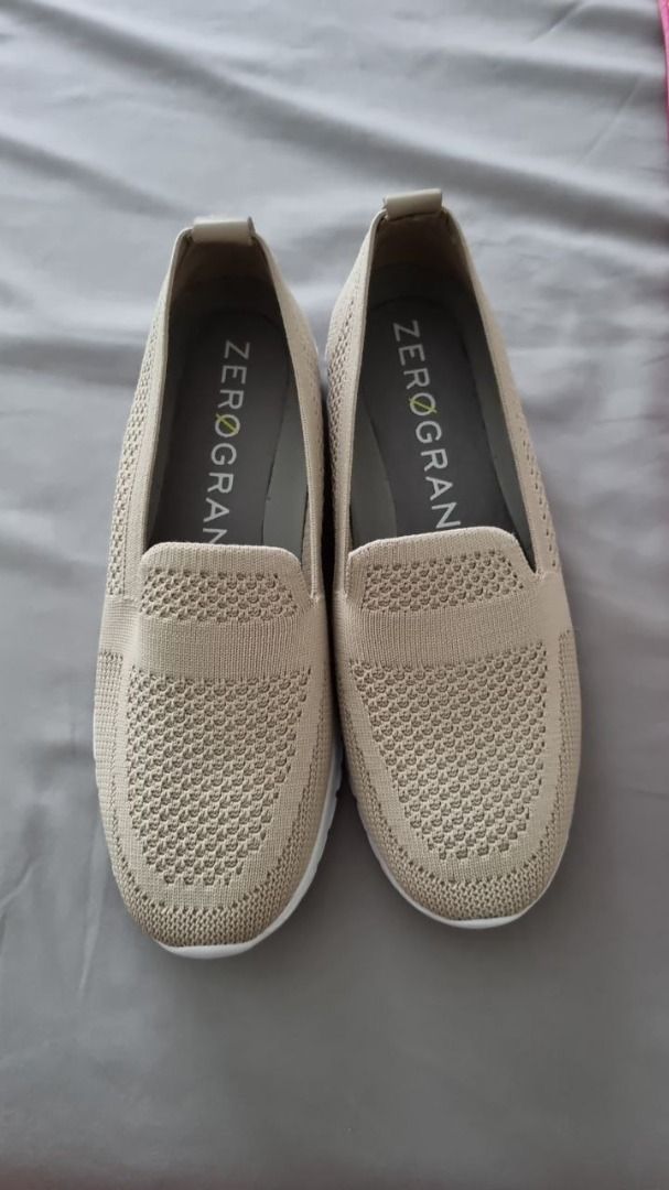 Cole haan on sale zerogrand slip on