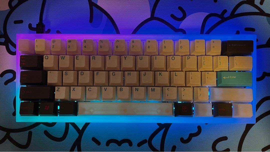 Custom Tofu 60 Frosted Acrylic Mechanical Keyboard, Computers & Tech