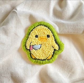Customized embroidery pin cute gift idea 