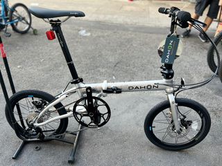 （分類：）位於 。 由 goodluckbike 提交（商品編號 1260569357，圖片 1）。簡介： 。