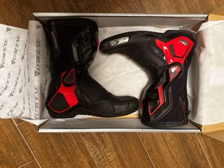 （分類：）位於 。 由 tiggermomo 提交（商品編號 1260591310，圖片 1）。簡介： 。