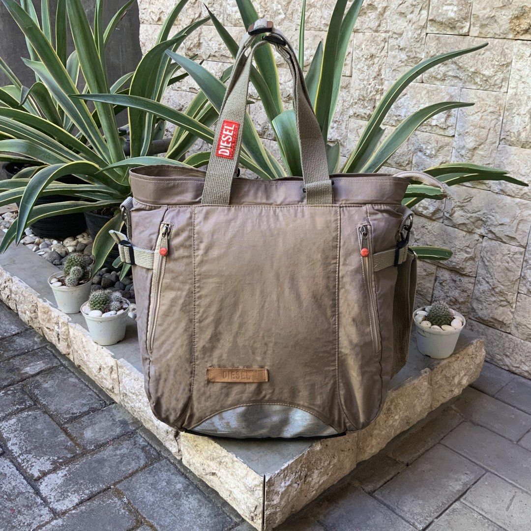 DIESEL VINTAGE UTILITY TOTE BAG, Fesyen Pria, Tas Dompet