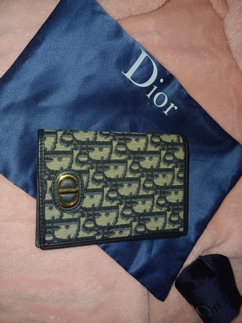 Authentic brand new in box Dior 30 Montaigne Passport holder PREORDER,  Luxury, Accessories on Carousell