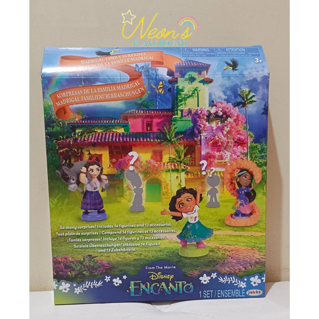 Disney Encanto Madrigal Family with 24 Surprises Advent Calendar