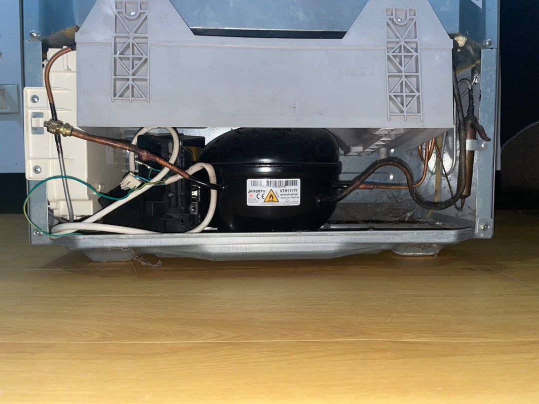 Electrolux Refrigerator Inverter, TV & Home Appliances, Kitchen ...