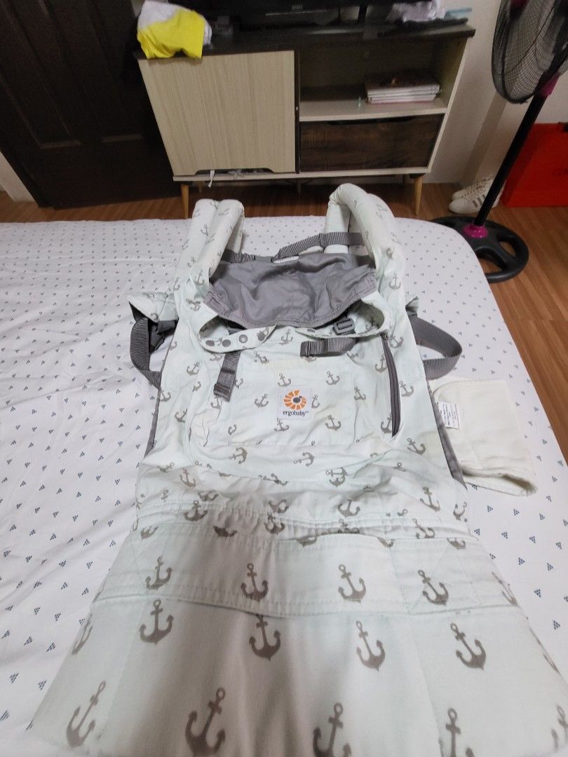 Ergobaby original sea skipper carrier, Babies & Kids, Going Out