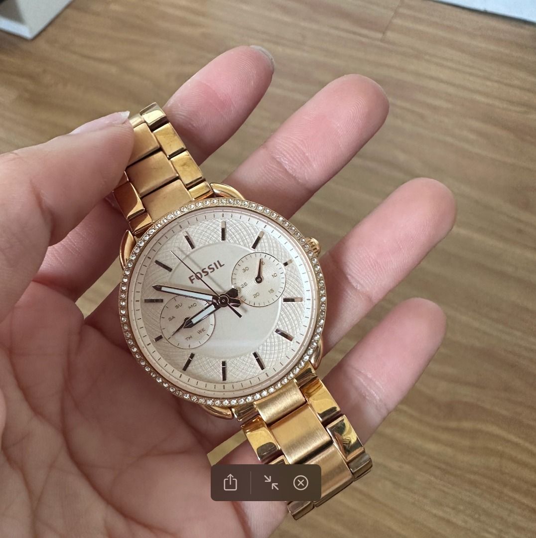 Es4264 sales fossil price