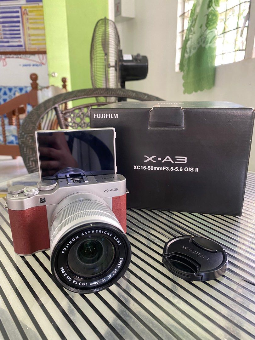 FUJIFILM XA3 mirrorless, Photography, Cameras on Carousell