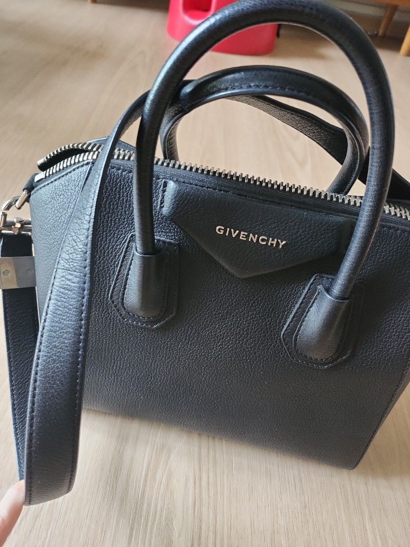 Givenchy Antigona Medium Black
