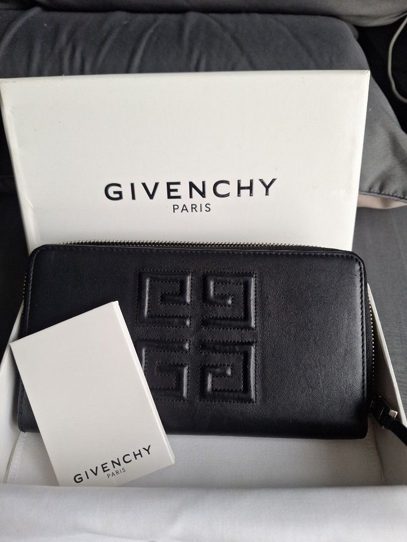 Givenchy Emblem Zipper Long Wallet Women s Fashion Bags
