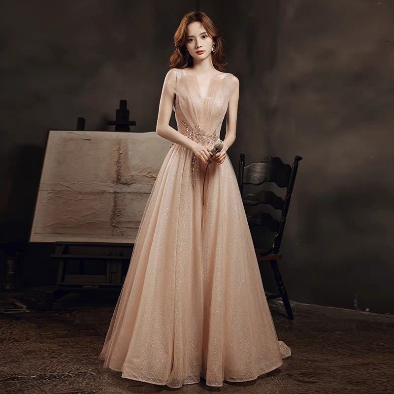Elegant cocktail gown shop