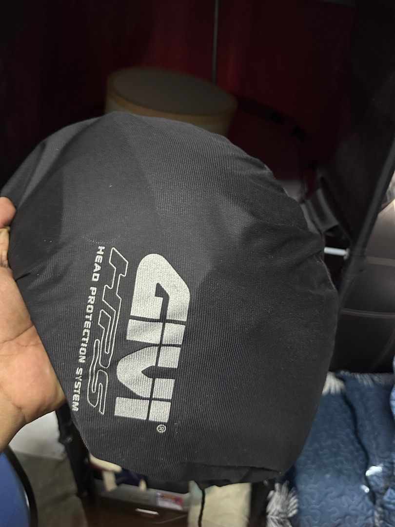 Helmet givi putih top