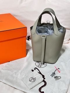 Hermès Picotin Lock 18 Gris Moyen Noir Feutre Veau Swift with