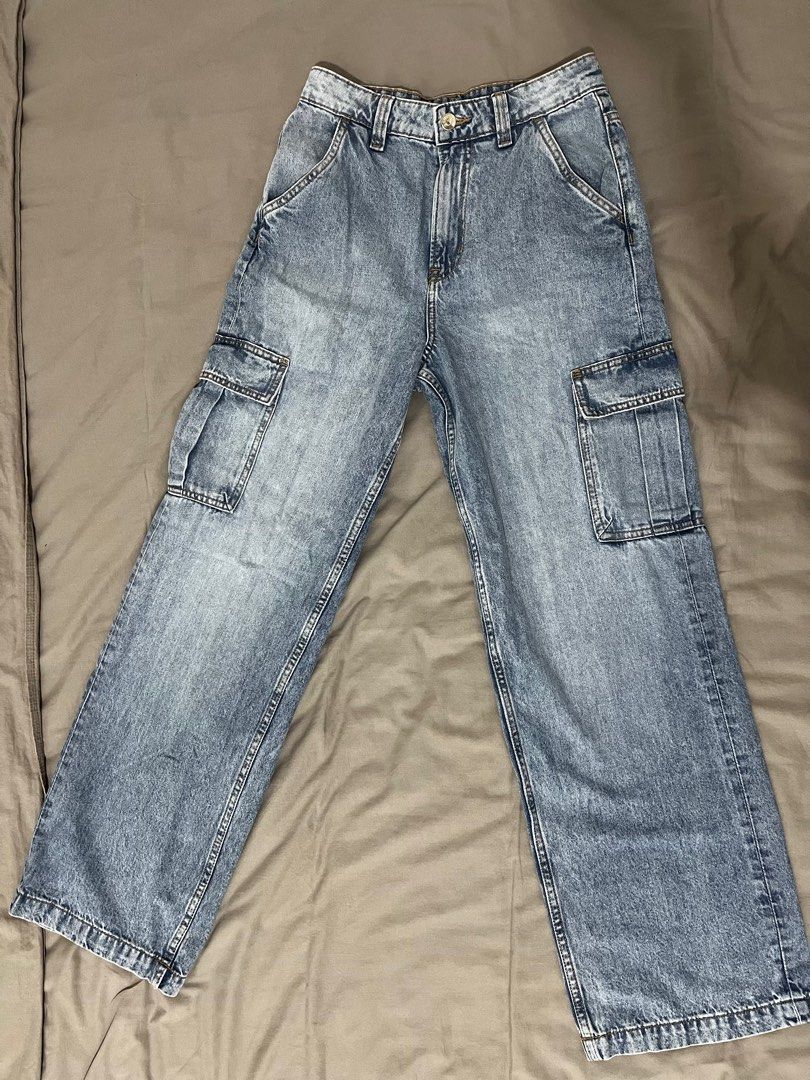 H&m divided hotsell high waisted jeans