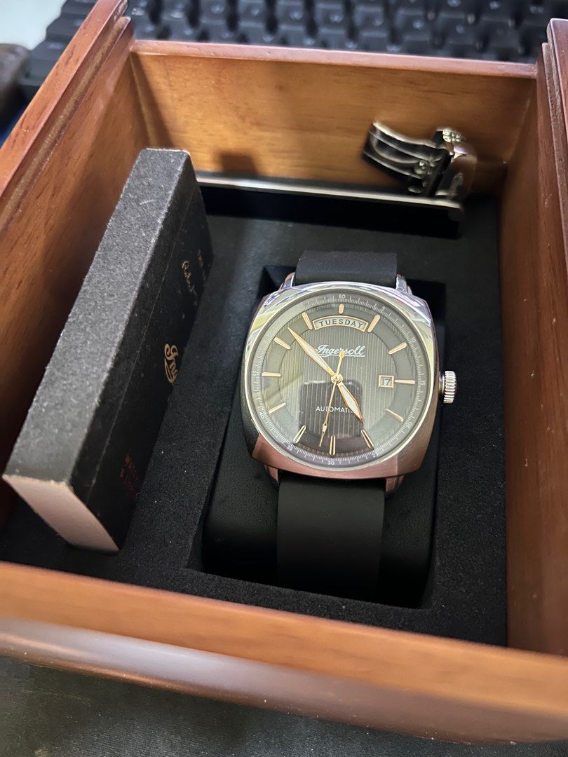 Ingersoll columbus 2025 quartz watch