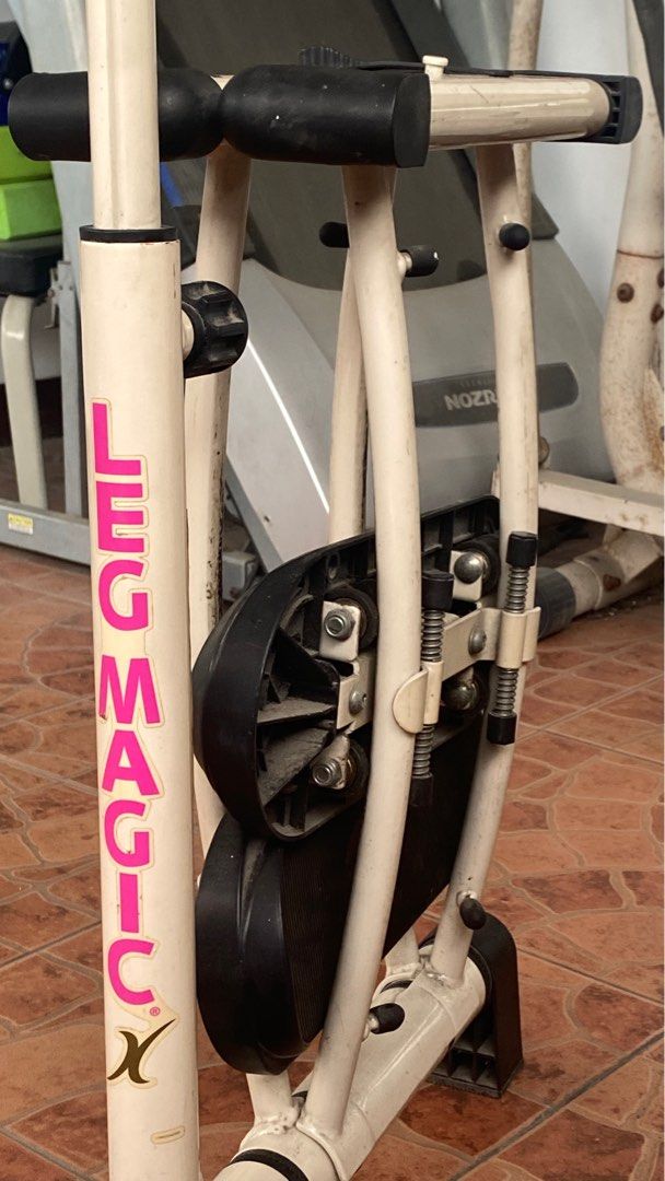 Leg magic machine! (Slightly used), Sports Equipment, Exercise