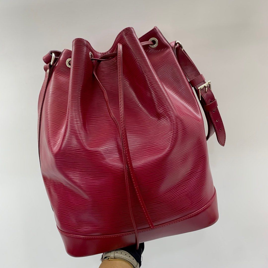 LOUIS VUITTON Shoulder Bag Epi Petit Noe M40676 Red Fuchsia Ladies Leather