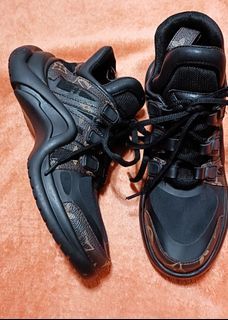 Kasut lelaki 100% Original Louis Vuitton LV Nike Air Jordan Sneakers, Men's  Fashion, Footwear, Sneakers on Carousell