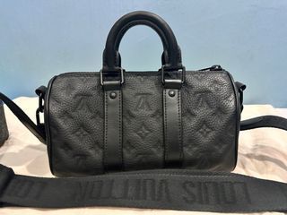 Louis Vuitton Keepall Light up bag Limited 100, Luxury, Bags & Wallets on  Carousell