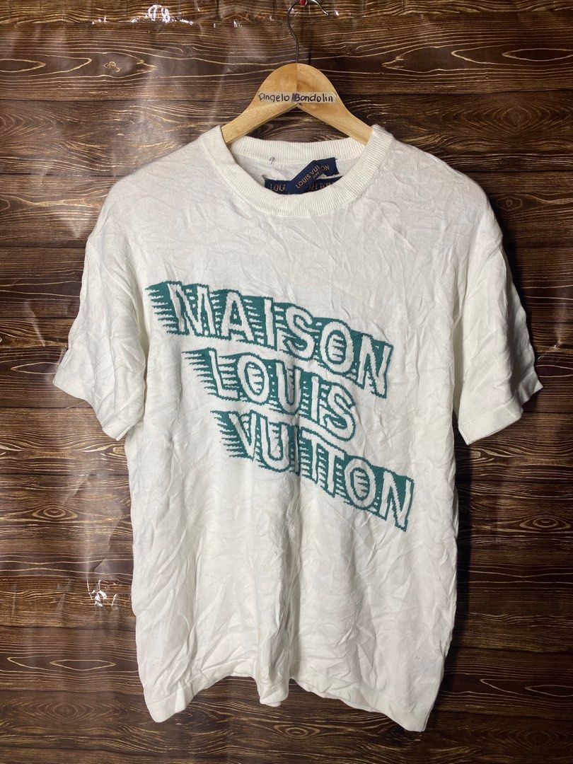 Maison L V crewneck black white, Men's Fashion, Tops & Sets, Tshirts & Polo  Shirts on Carousell