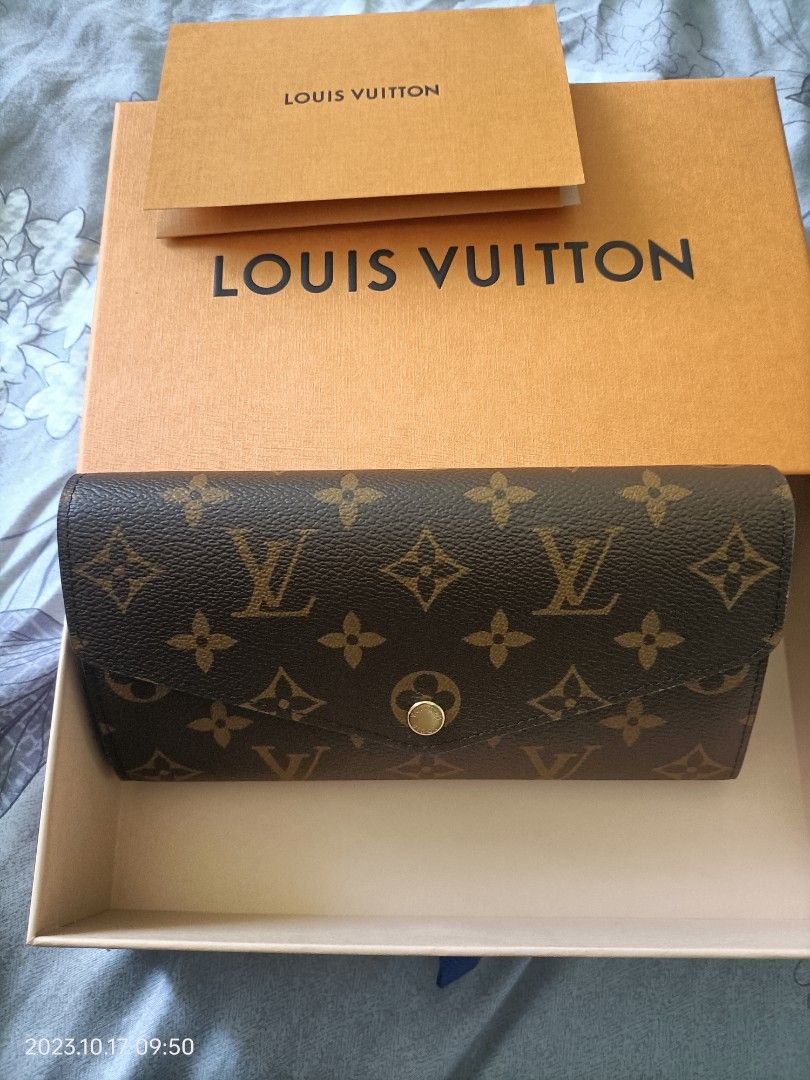 Louis Vuitton LV Sarah Wallet, Luxury, Bags & Wallets on Carousell