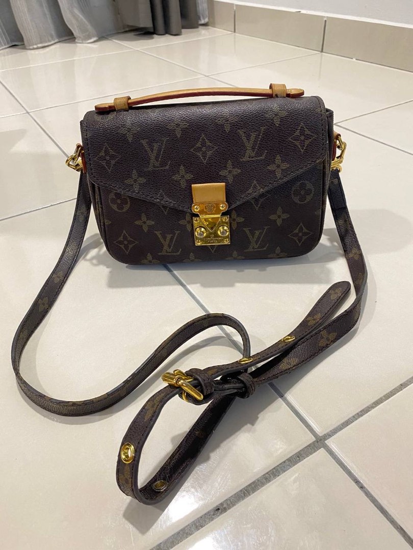 Authentic LV Sling Leather Bag Women s Fashion Bags Wallets