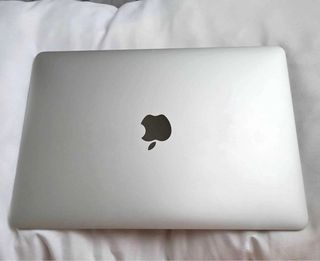 MACBOOK LAPTOP 2017 RETINA