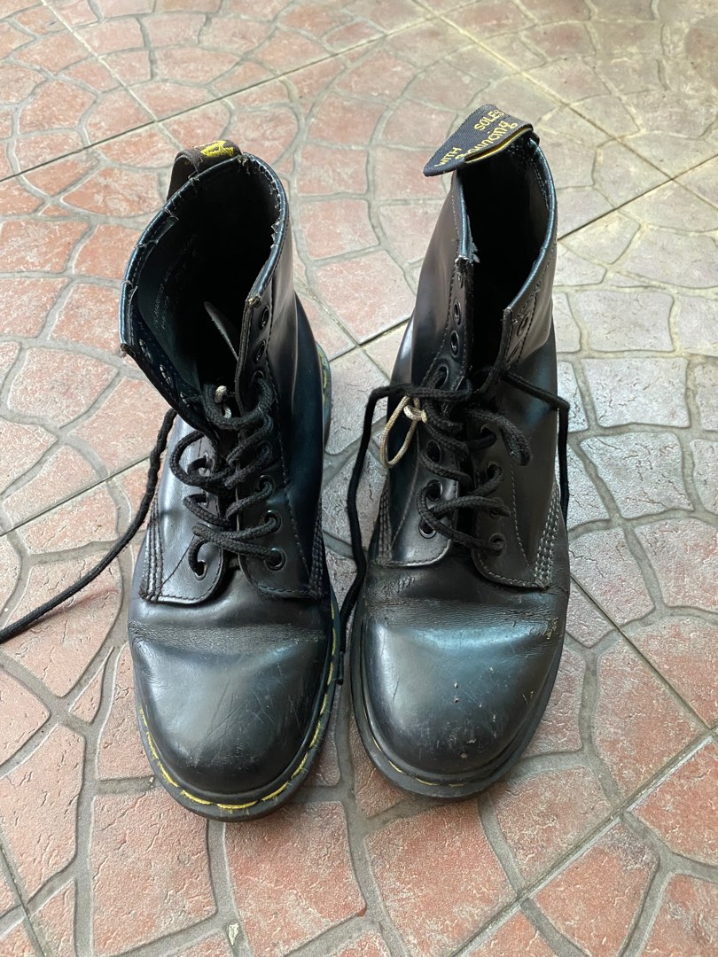 Dr martens 146 top used