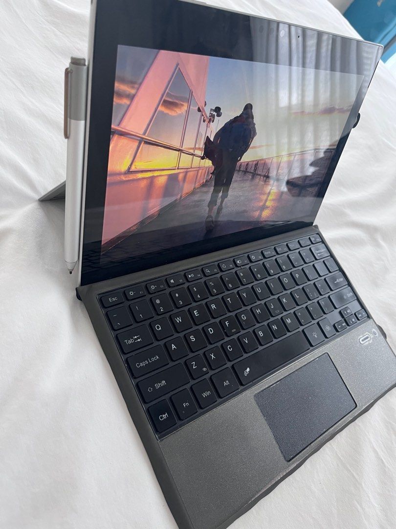 Microsoft Surface Pro 5 (Category: Laptops & Notebooks) located in Quezon City. Submitted by 888qmart (Listing ID 1260597856, Image 1). Description: For sale: Microsoft Surface Pro 5 Inclusion: Hard case Keyboard (class A) Pen and tips Charger Quick specs: Core i5 4 GB RAM 128 GB SSD PM for interested buyers .