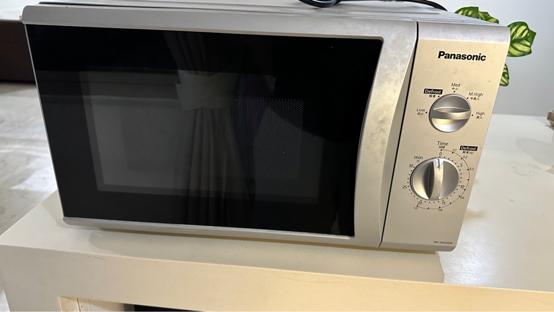 Microwave SM330M (Not Working), TV & Home Appliances, Kitchen