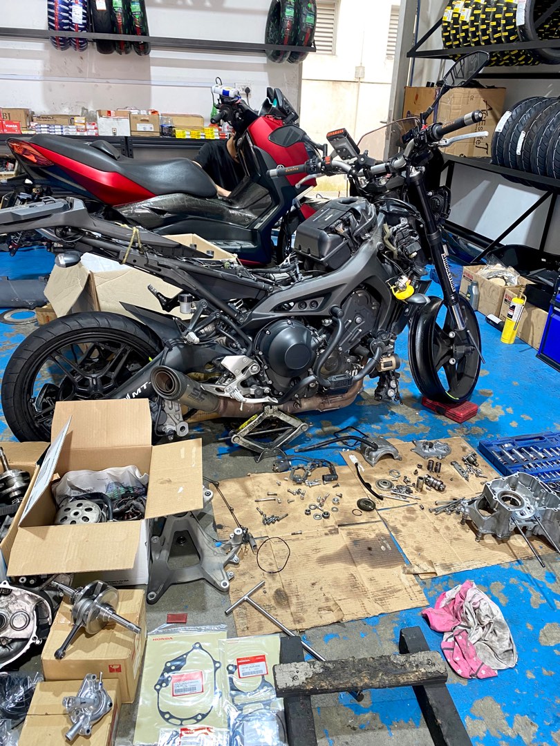 MOTORCYCLE SERVICING REPAIR Motorcycles Motorcycle Accessories