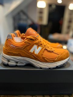 New Balance 2002r Vintage Orange