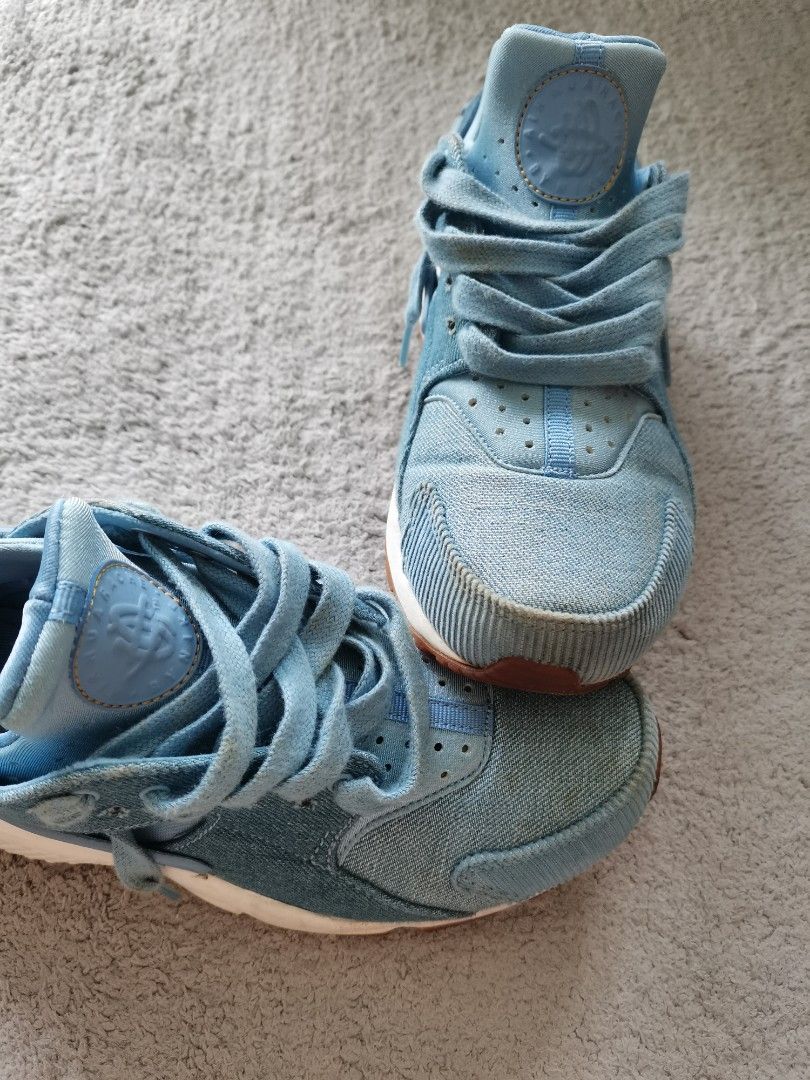 Rare Color Authentic Deadstock Nike Air Huarache Running Shoes Denim not Tiffany Blue Sneakers 70 off retail price