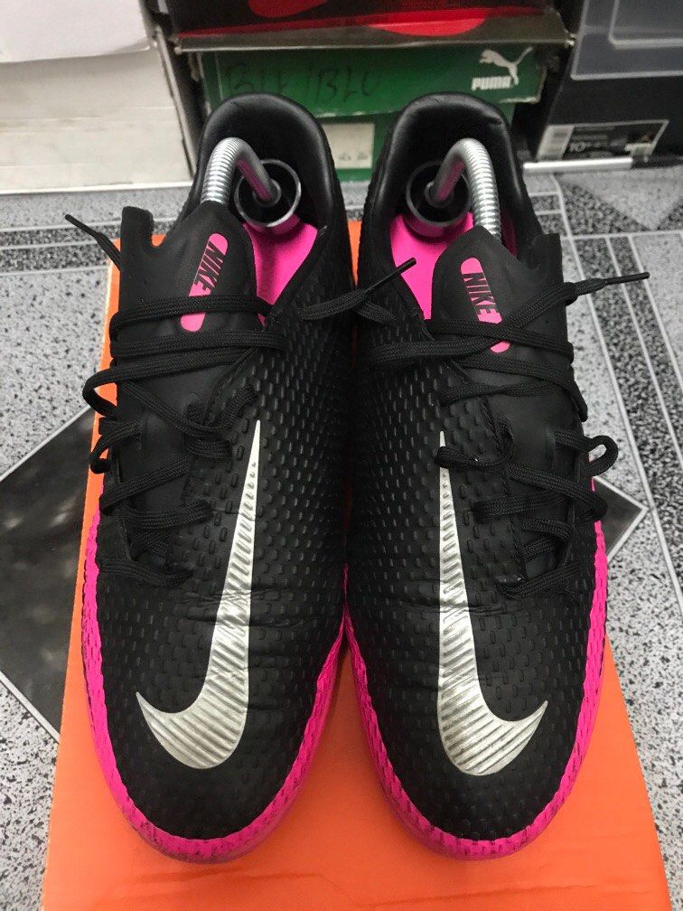Nike futsal deals