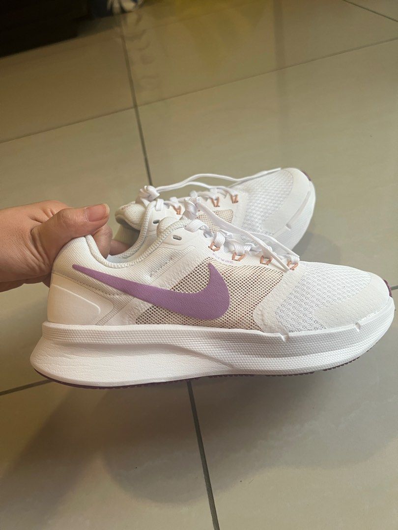 Nike view iii top women's