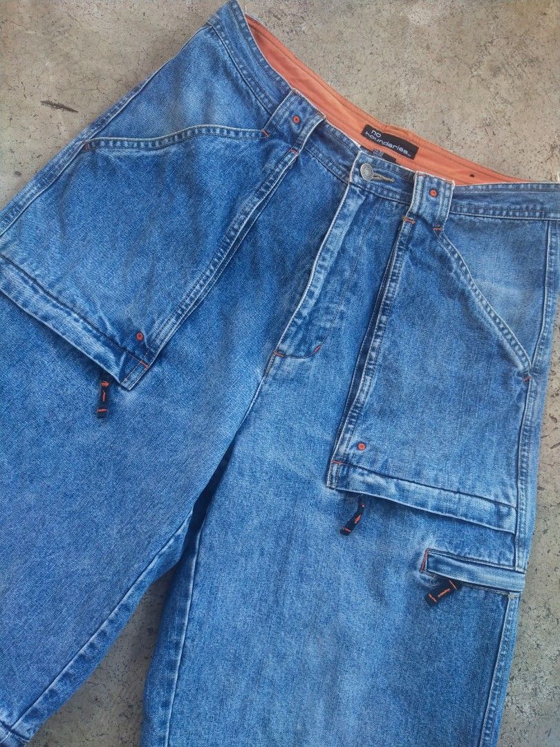 No boundaries jorts jeans, Men's Fashion, Bottoms, Jeans on Carousell