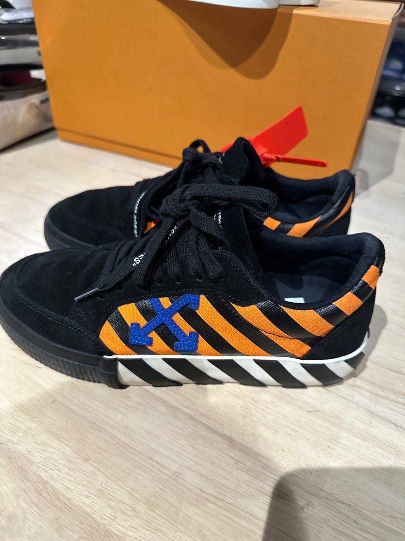 Off white vulc orange 2025