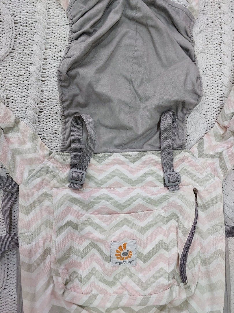 Pink chevron sales ergo carrier