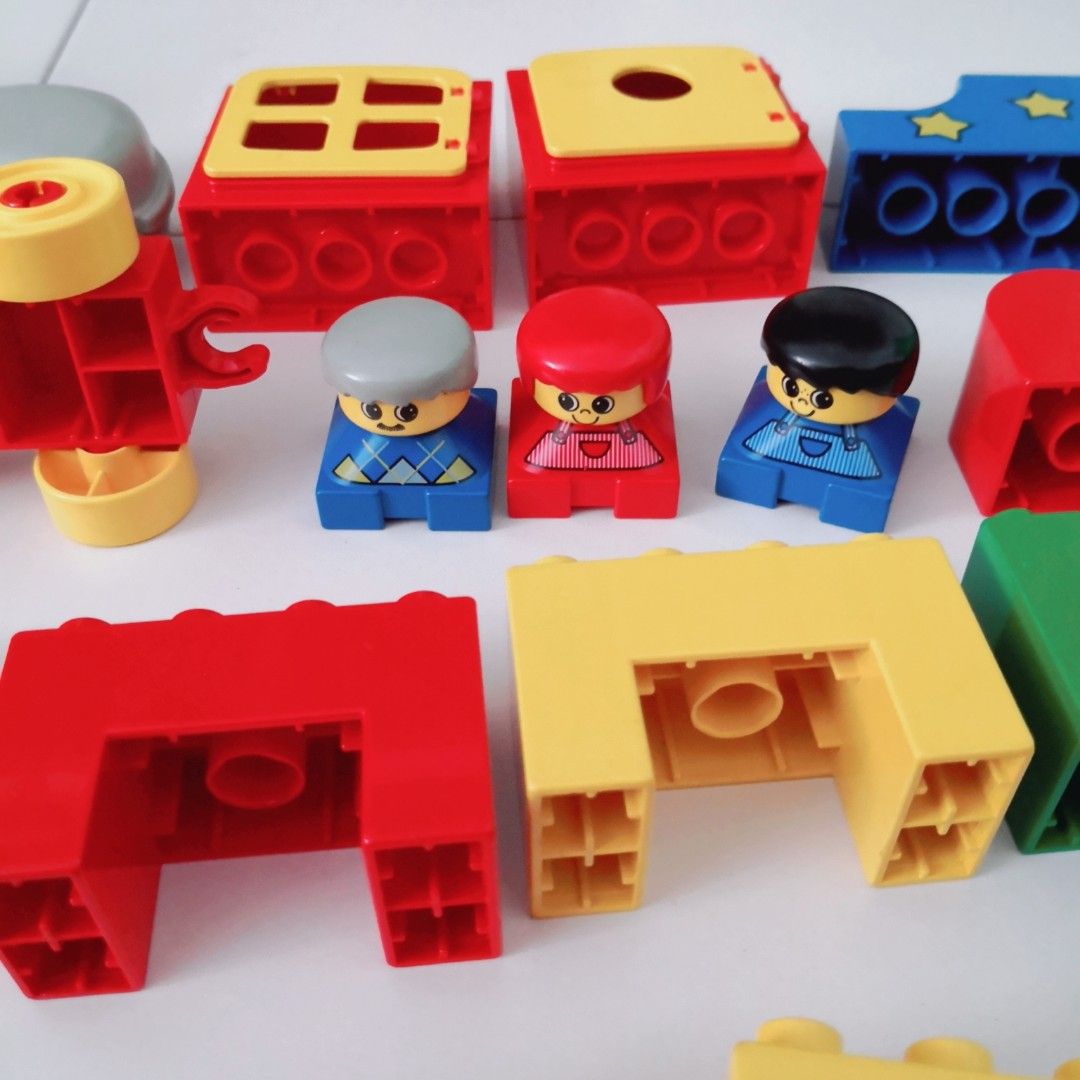Pre owned 1995 Vintage Lego Duplo 2326
