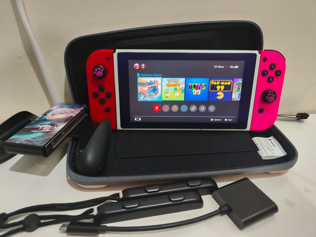 Preowned 1st Version Nintendo Switch Modable Video Gaming