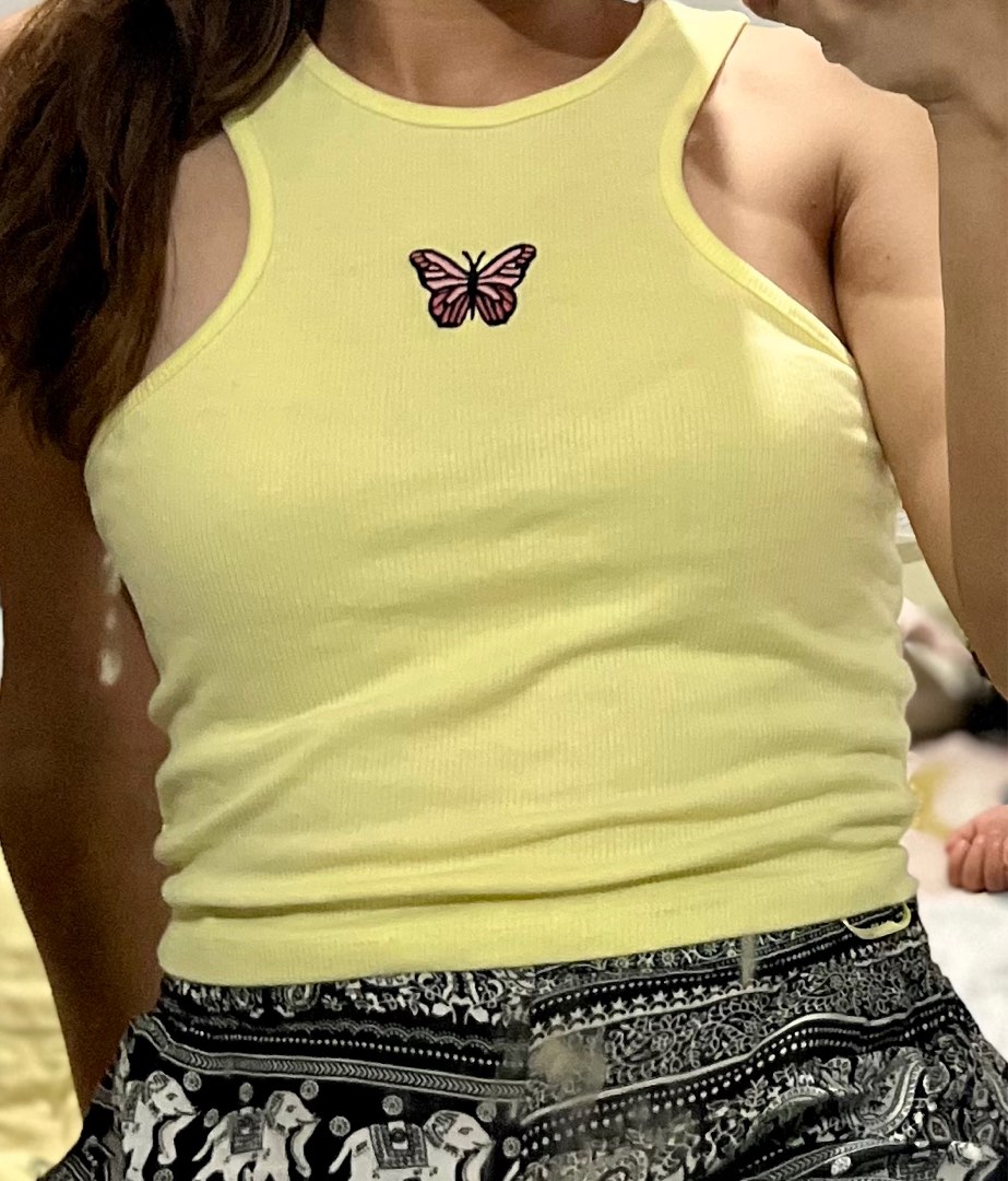 Yellow vest 2025 top primark