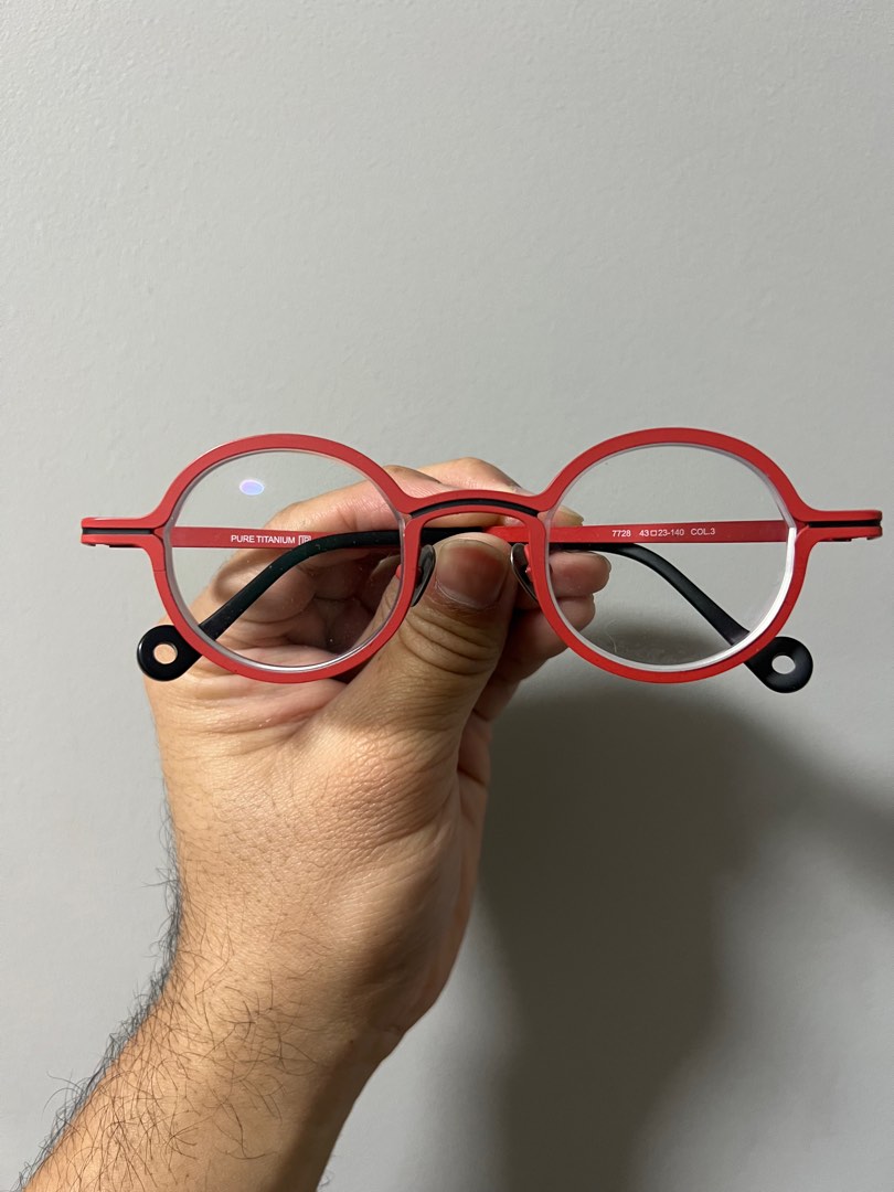 Pure shop titanium eyewear