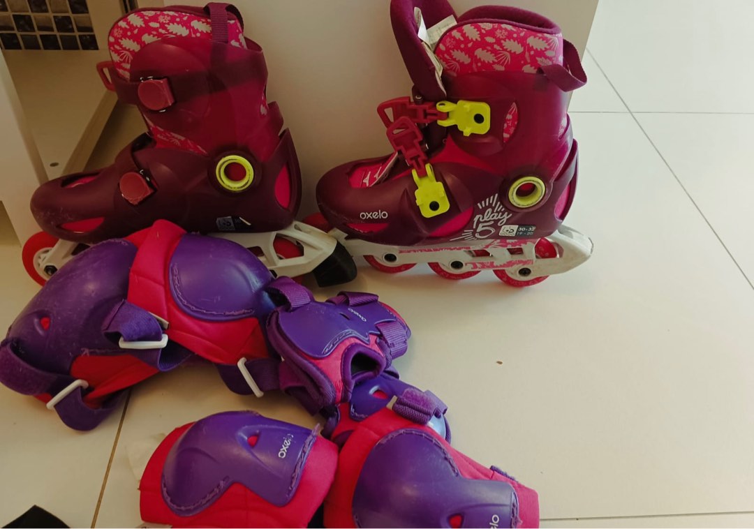 Roller Skates with safety set, 運動產品, 運動與體育, 運動與體育 溜冰鞋，旱冰鞋和滑板車 Carousell