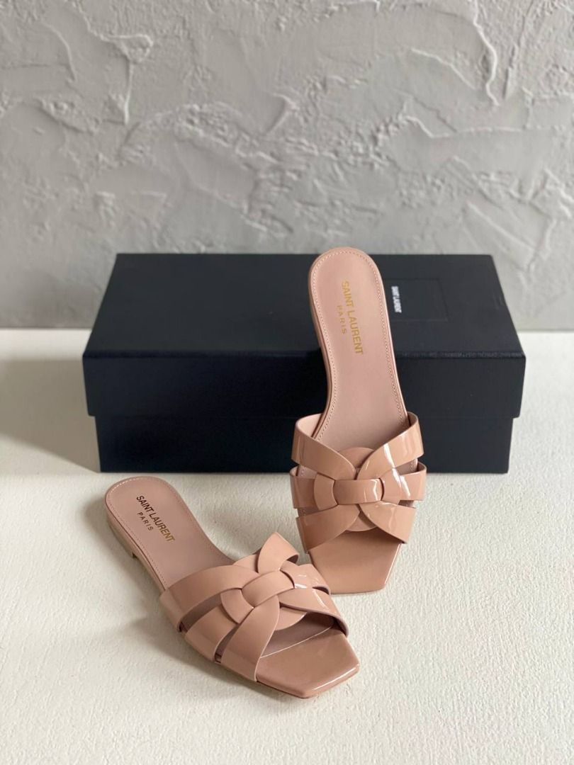 Nu deals pied nude