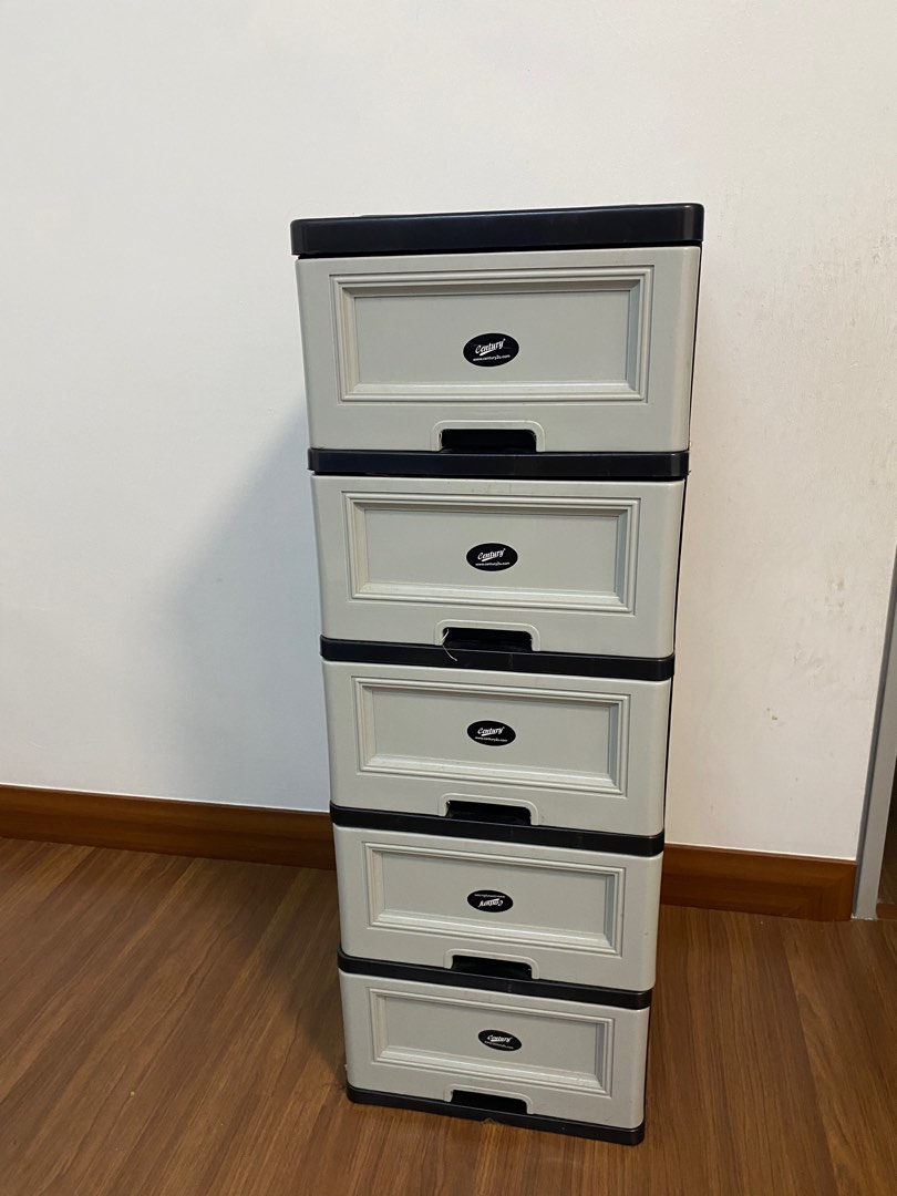 Self collection klang rm30 plastic Furniture & Home Living