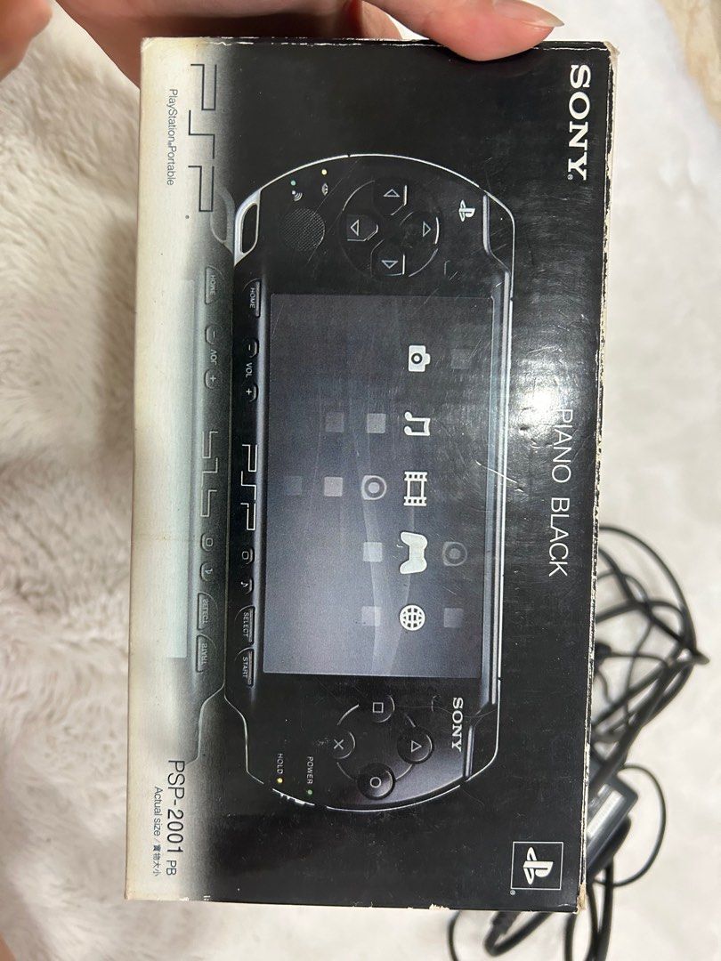 Sony PSP2001, Video Gaming, Video Game Consoles, PlayStation on Carousell
