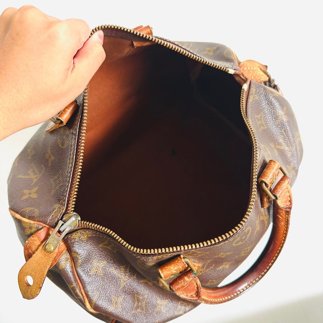 Louis Vuitton Speedy Handbag 331336