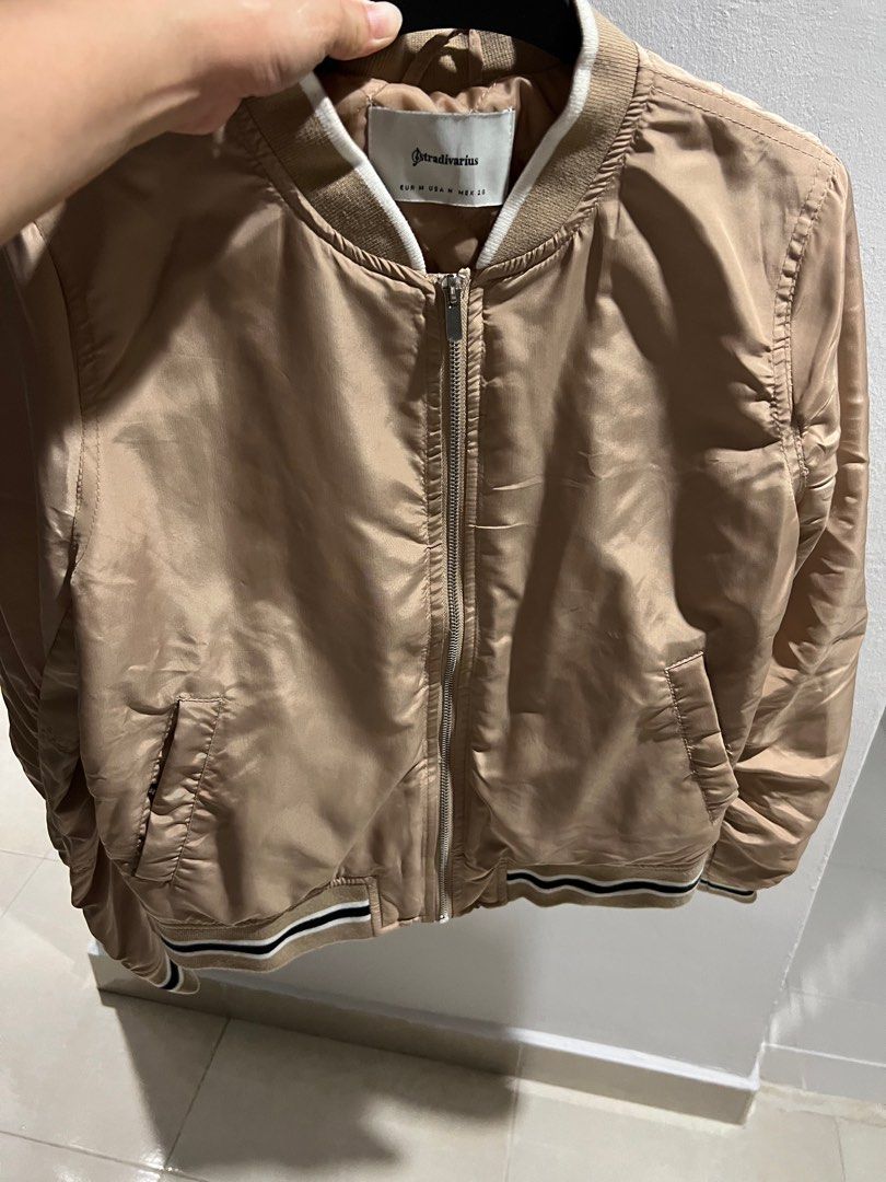 Stradivarius bomber jacket discount