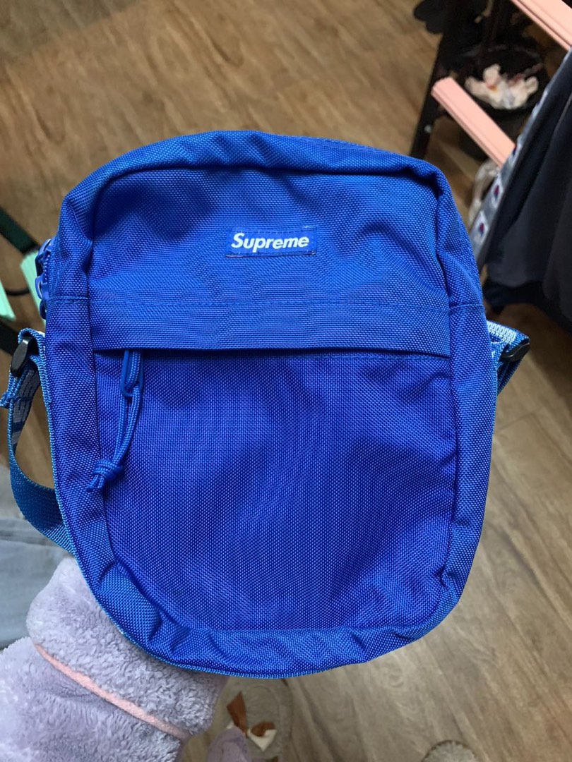 Supreme ss18 hotsell shoulder bag blue